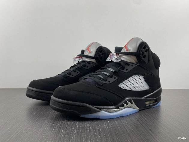 Bmlin 845035-003 5 Jordan Black Retro Metallic (2016) 0819